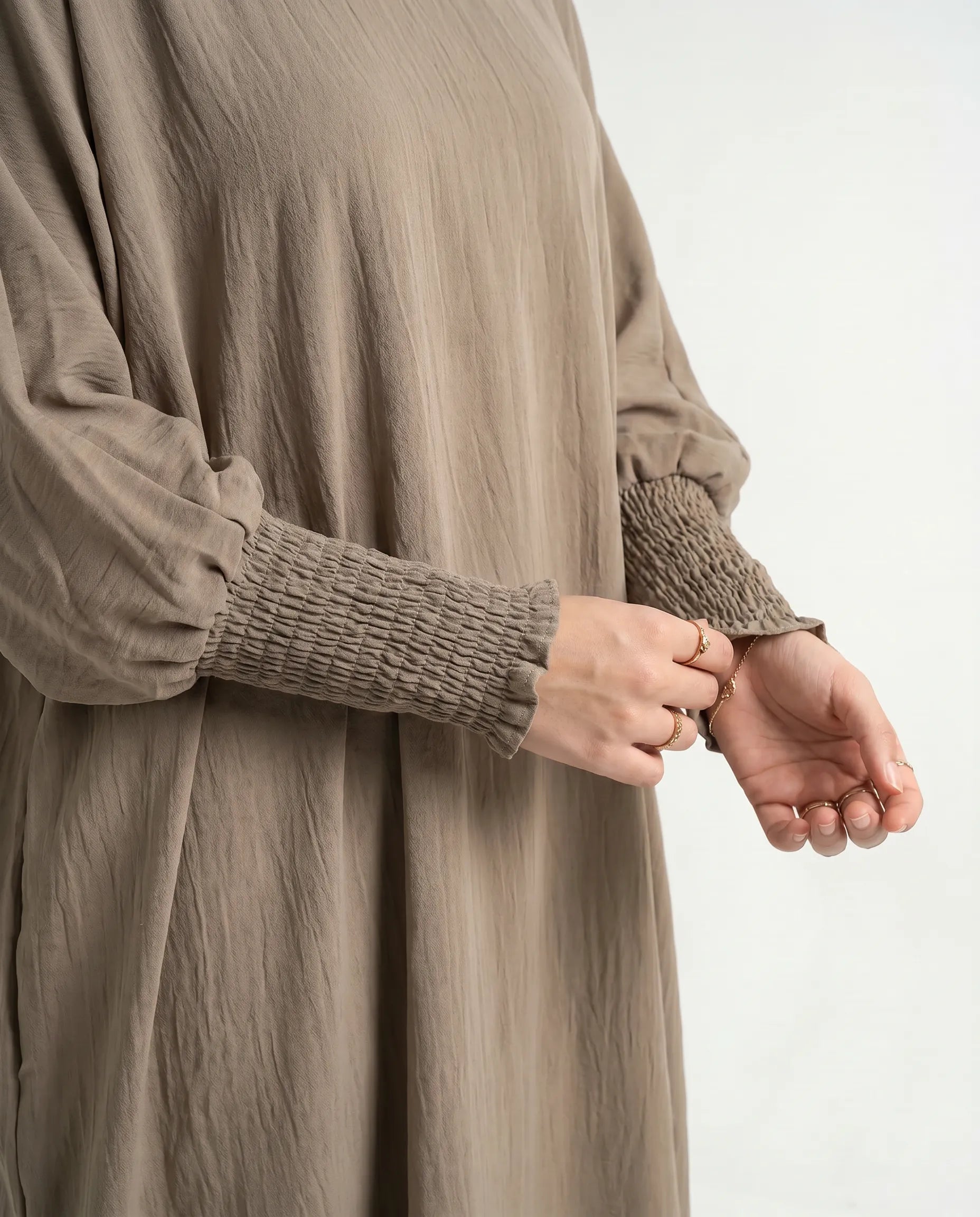 hooded abaya saudi arabia