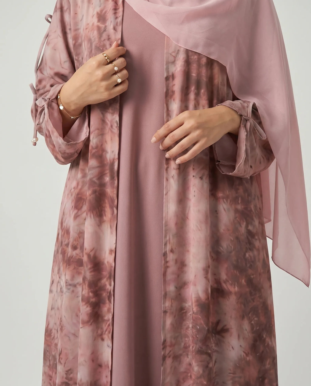 pink bow Abaya​